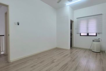 SERENE HEIGHTS, BANGI- 2 Storey terrace,  DAHLIA