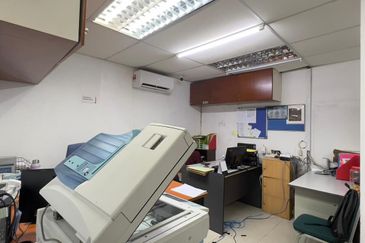 SEKSYEN 11, SHAH ALAM - Shop Lot