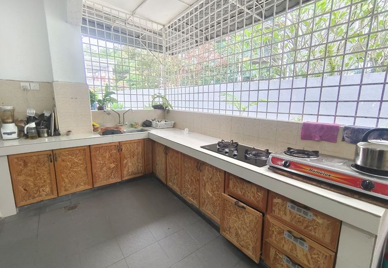 SEKSYEN 8, KOTA DAMANSARA - 2 Sty  Bungalow 