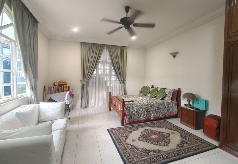 SEKSYEN 8, KOTA DAMANSARA - 2 Sty  Bungalow 