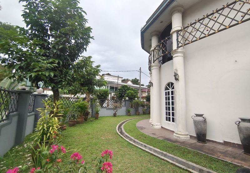 SEKSYEN 8, KOTA DAMANSARA - 2 Sty  Bungalow 