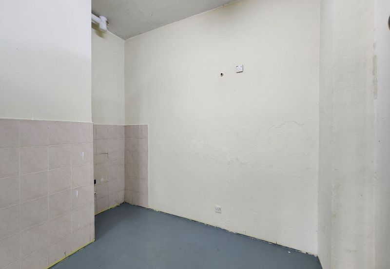 Dataran Otomobil, Seksyen 15