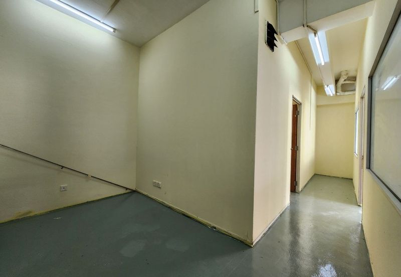 Dataran Otomobil, Seksyen 15