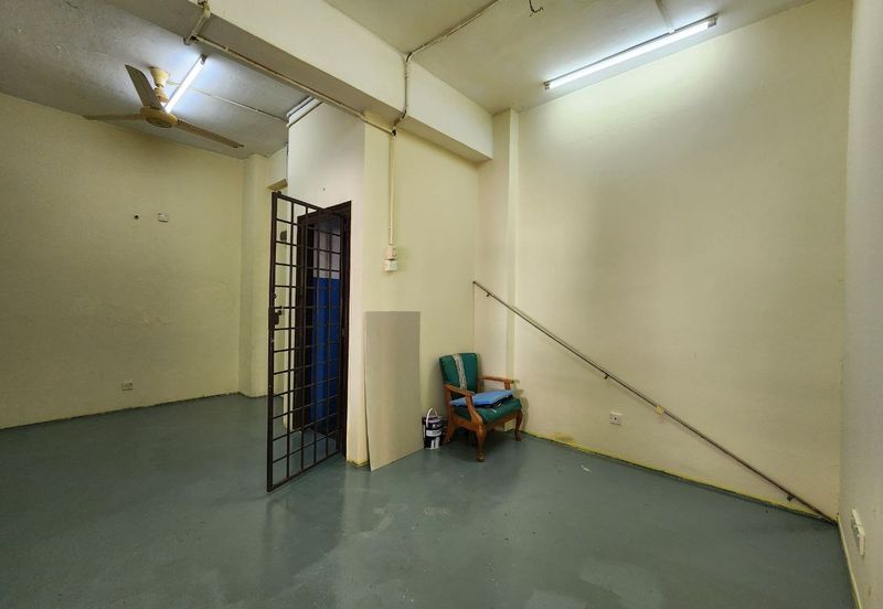 Dataran Otomobil, Seksyen 15