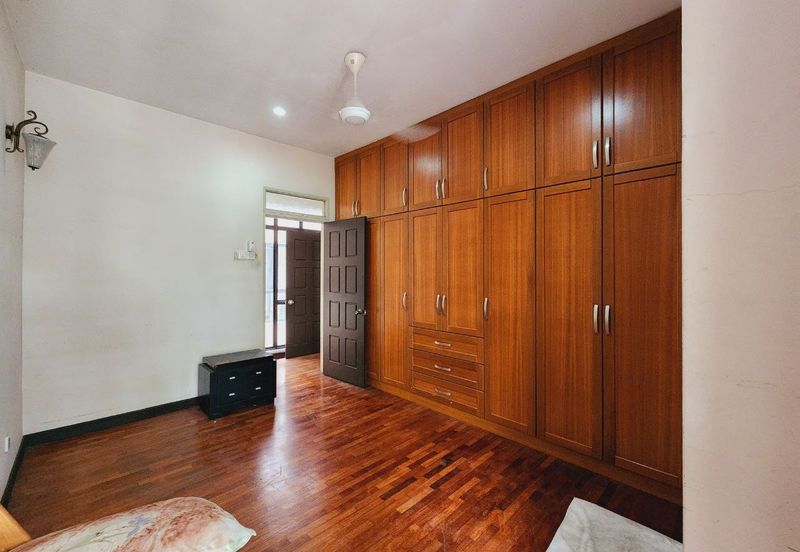 Jalan Birai@Bukit Jelutong - 2 Storey Link Terrace 