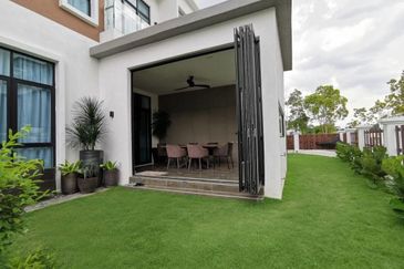 Verge 32, Taman Melawati