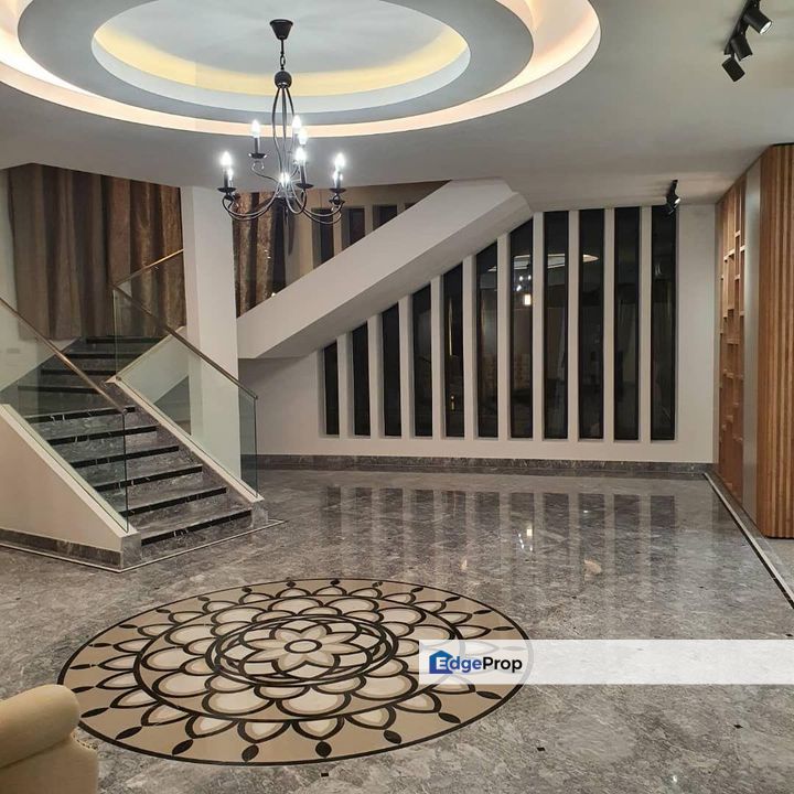 Ukay Heights, Selangor, Ampang