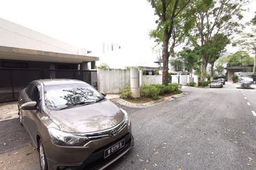 20 Trees West, Taman Melawati