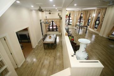 Jalan Bukit Antarabangsa 