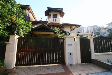 Jalan Bukit Antarabangsa 