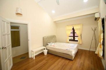 Jalan Bukit Antarabangsa 