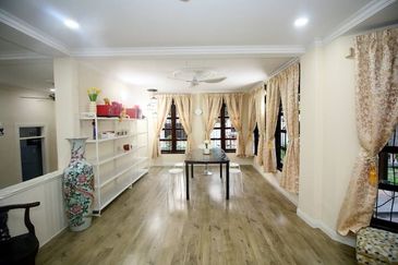 Jalan Bukit Antarabangsa 