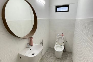 Taman Melawati, 2 Storey Terrace, Freehold, Renovated