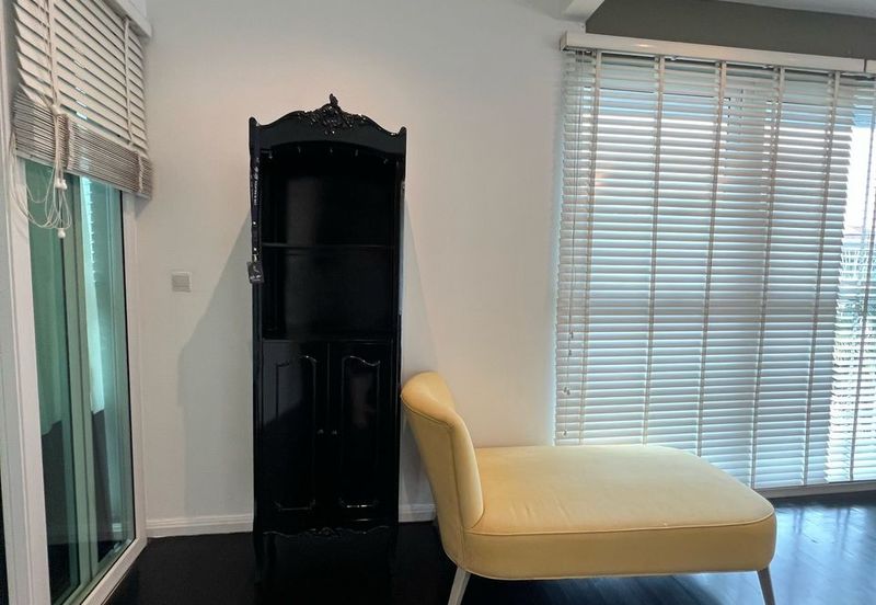 Rafflesia @ The Hill