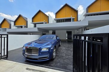 East 57 (Residensi Laman Timur)