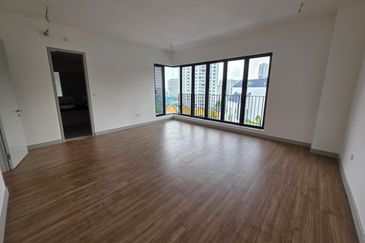 East 57 (Residensi Laman Timur)