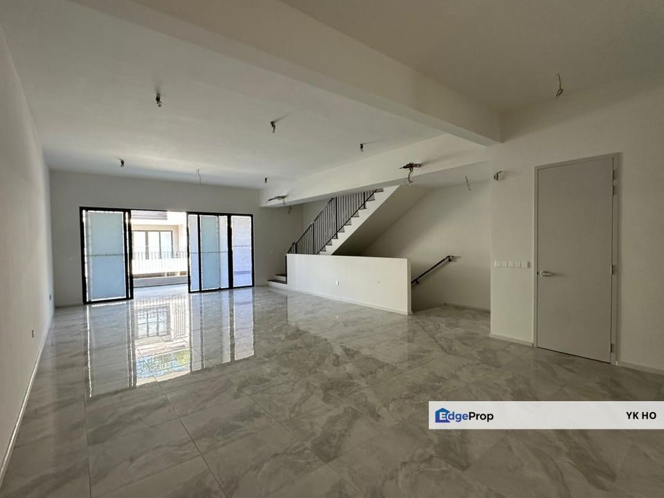 19 Trees Taman Melawati, 2 Storey Superlink, Brand New Unit, Selangor, Ampang