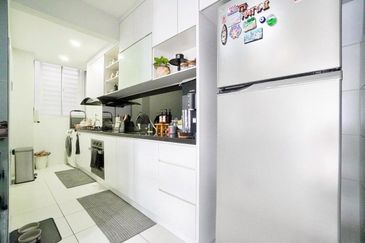 Residensi Platinum Teratai