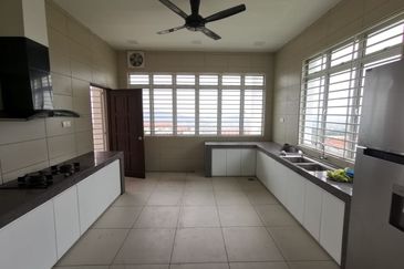 Jalan Ukay Perdana 4/1