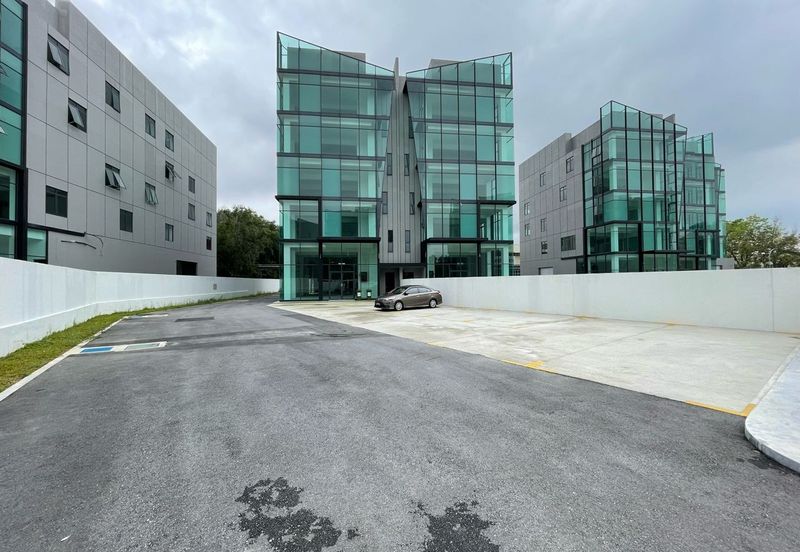 Novus Business Park, Glenmarie