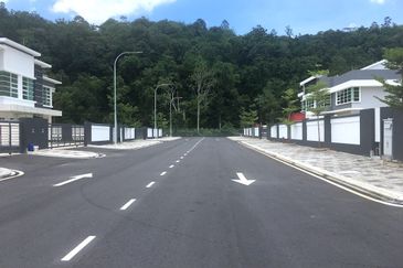 Kawasan Perindustrian Hi Tech 7