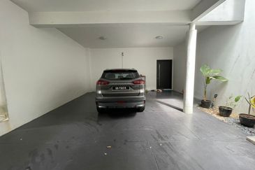 16 Quartz, Taman Melawati