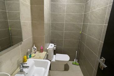 16 Quartz, Taman Melawati