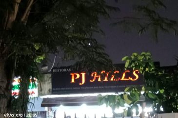 Seksyen 11, Petaling Jaya, Commercial Bungalow for Rent