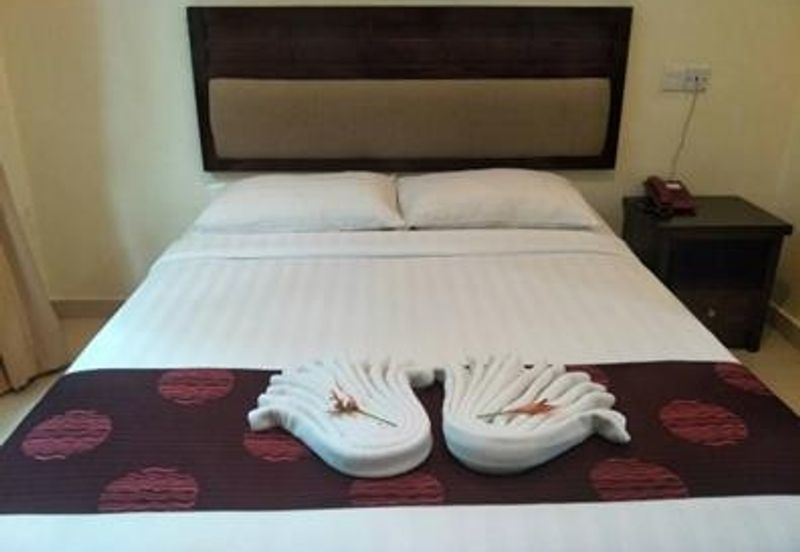 Seremban 2, 4.5 Storey Hotel For Sale