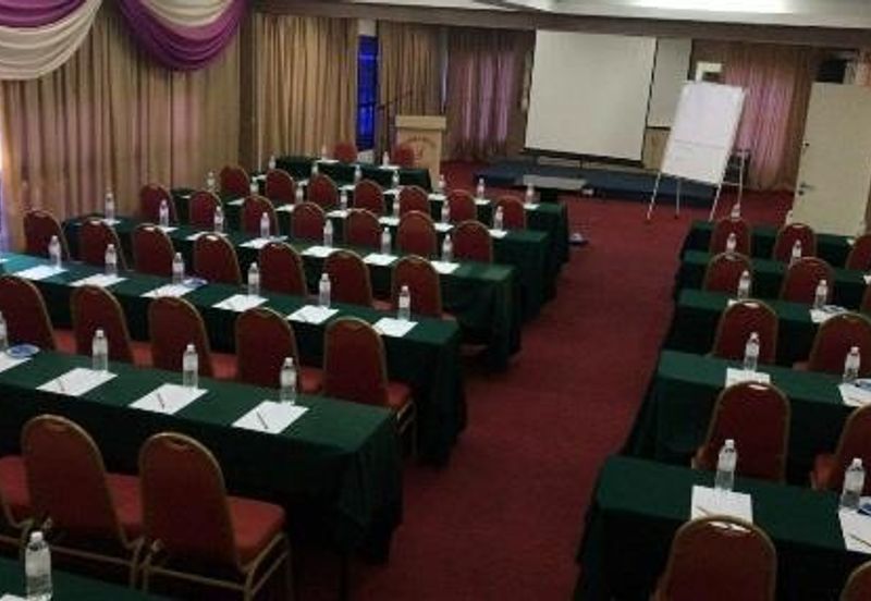 Seremban 2, 4.5 Storey Hotel For Sale