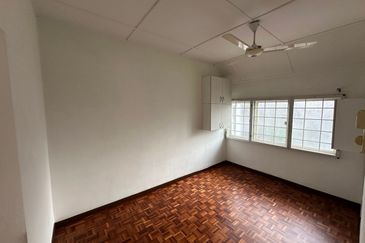 Taman Setiawangsa, 2 Storey Terrace, Freehold, For Sale