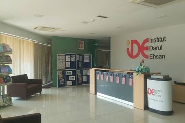 Seksyen 15, Shah Alam, Selangor, Shop Lot for Rent, Corner Lot