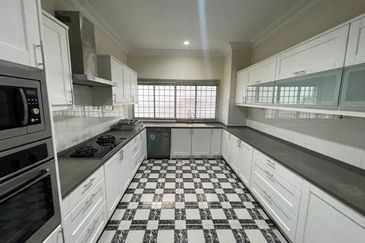 Kampung Datuk Keramat