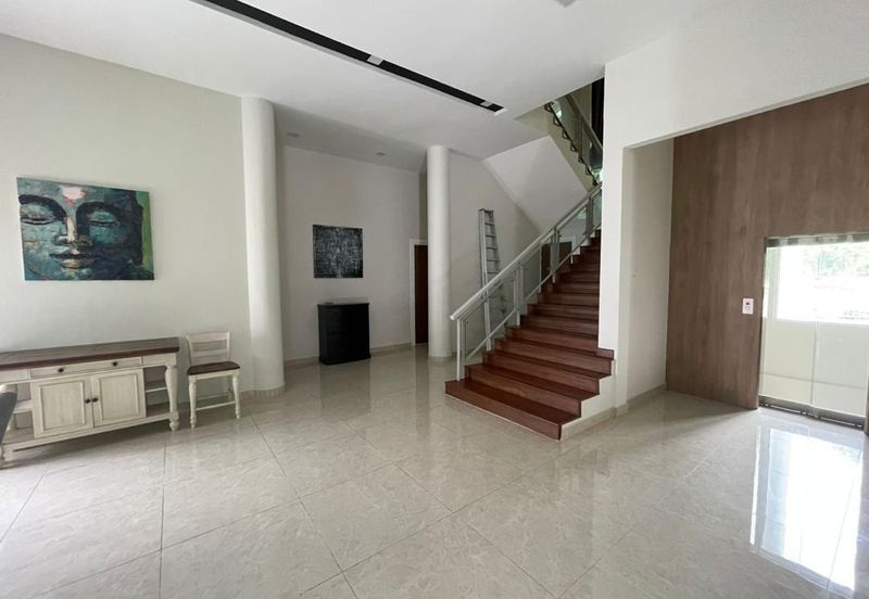 Jalan Bukit Antarabangsa 