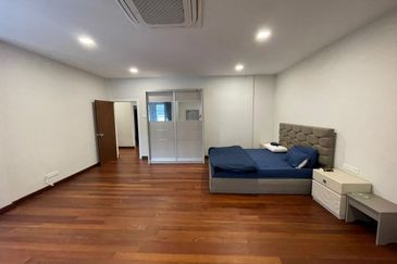 Jalan Bukit Antarabangsa 