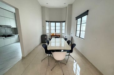 Jalan Bukit Antarabangsa 