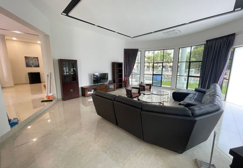 Jalan Bukit Antarabangsa 