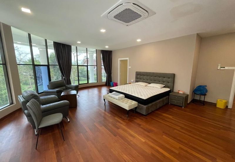 Jalan Bukit Antarabangsa 