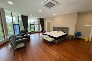 Jalan Bukit Antarabangsa 