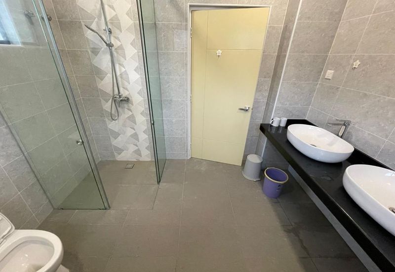 Jalan Bukit Antarabangsa 