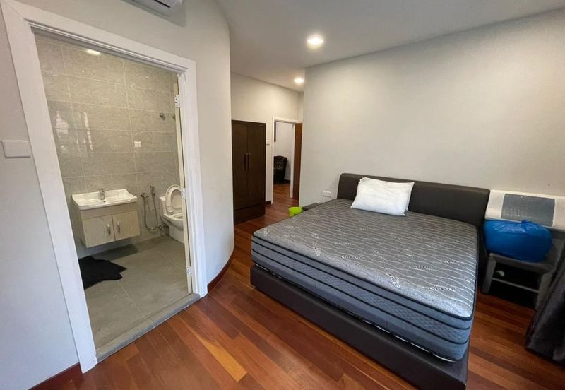 Jalan Bukit Antarabangsa 