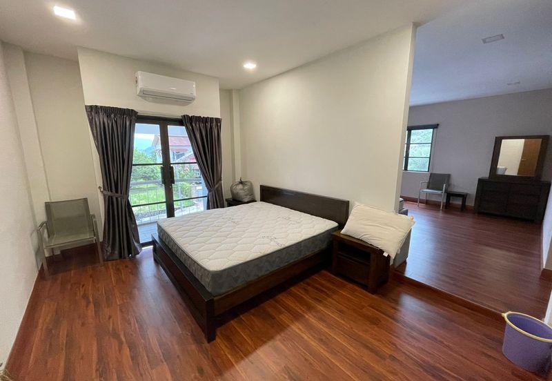 Jalan Bukit Antarabangsa 