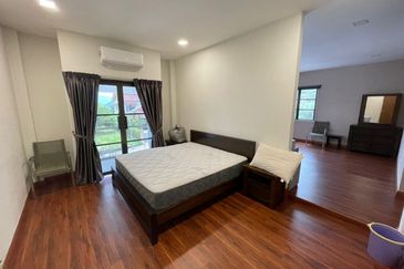 Jalan Bukit Antarabangsa 