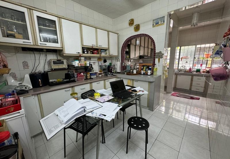 Jalan Wangsa Perkasa 1