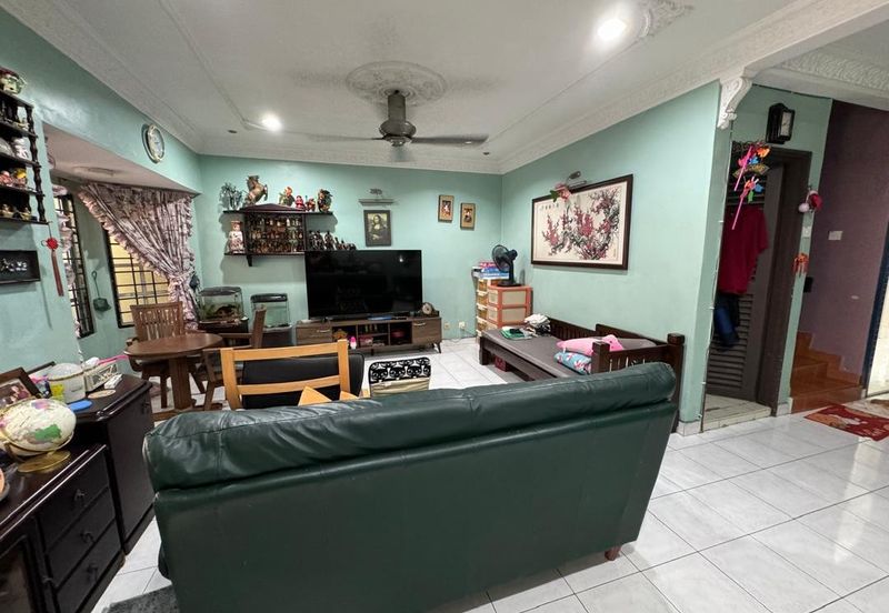 Jalan Wangsa Perkasa 1