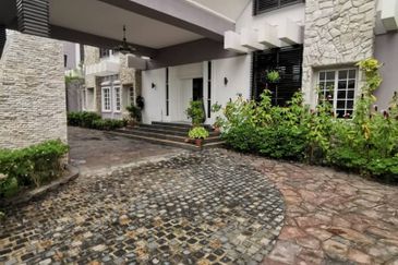 Taman Titiwangsa, Kuala Lumpur, 2 Storey Bungalow, Freehold, For Sale