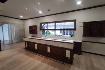 Taman Titiwangsa, Kuala Lumpur, 2 Storey Bungalow, Freehold, For Sale