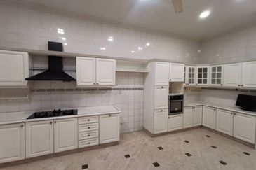 Taman Titiwangsa, Kuala Lumpur, 2 Storey Bungalow, Freehold, For Sale