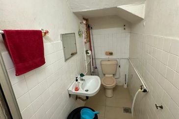 Taman Melawati, Kuala Lumpur, 2 Storey Terrace, Freehold, For Sale