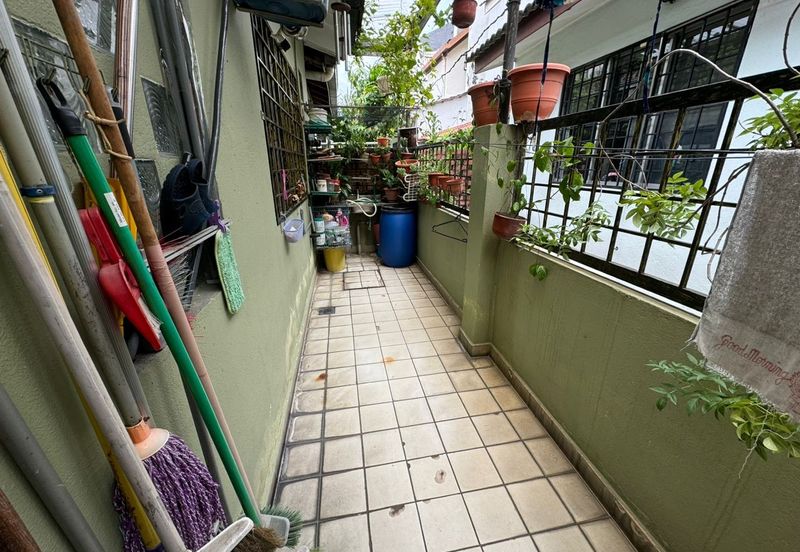 Jalan Wangsa Perkasa 1